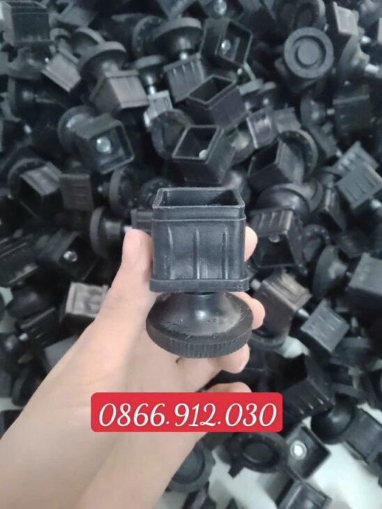 Gia Công Chân Tăng Chỉnh Chiều Cao Vuông 30