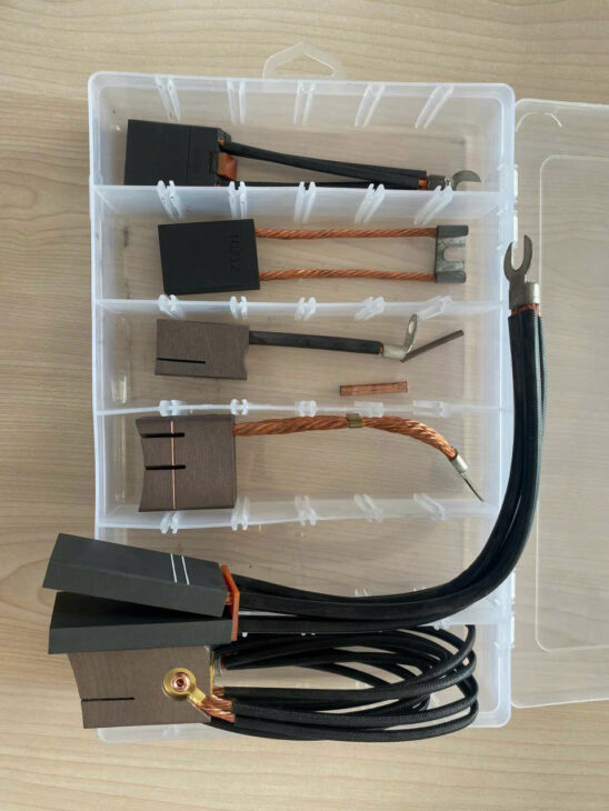 Cảm nhận sự khác biệt với chổi than công nghiệp tiên tiến nhất của chúng tôi.