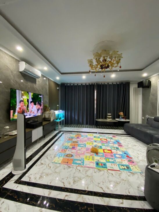 BÁN NHÀ 6 TẦNG THẠCH BÀN – MẶT TIỀN 5.9M – GIÁ CHỈ 7.7 TỶ