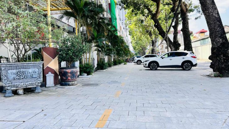 Liền kề lô góc Bình Minh Garden, cách cầu Đông trù 100m, vỉa hè đá bóng, vừa ở vừa kinh doanh