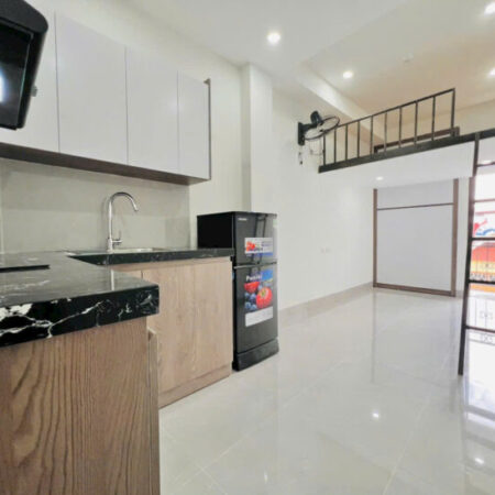 Bán toà căn hộ dịch vụ phố Khương Đình 90m 24 phòng khép kín thẳng tắp 15m ô tô tránh