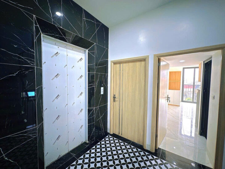 Bán tòa chung cư mini cao cấp phố Hoàng Đạo Thành – Ô tô đỗ cửa 80m x 8 tầng 22 phòng khép kín