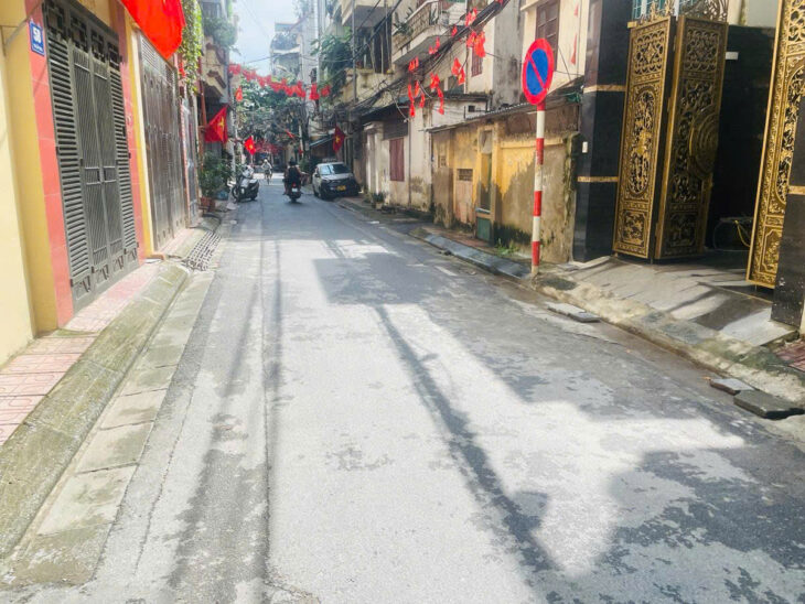 Bán nhà Hoàng Đạo Thành – Phân lô ô tô tránh lô góc 3 thoáng 90m 4 tầng 25,5 tỷ