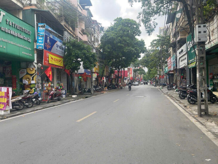 Bán nhà mặt phố Hoàng Văn Thá chỉ hơn 300tr/mi vỉa hè rộng kinh doanh sầm uất – Lô góc 83m 32 tỷ