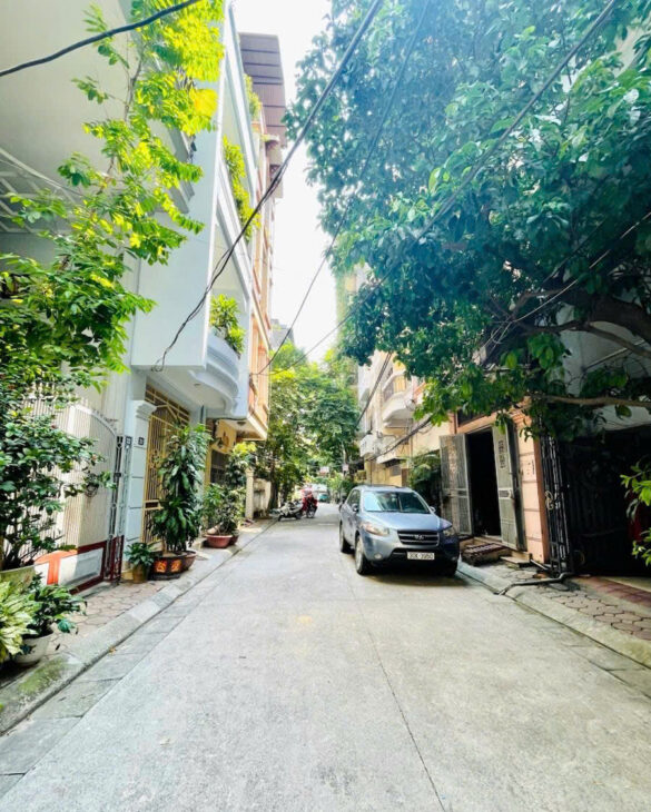 Bán nhà Lương Thế Vinh – Ngõ trước nhà thông Ô tô ra vào thoải mái – 120m sổ đỏ chỉ 25 tỷ