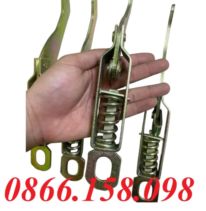 Ưu điểm nổi bật của khóa tôm xe ba gác và khóa tôm thùng xe tải