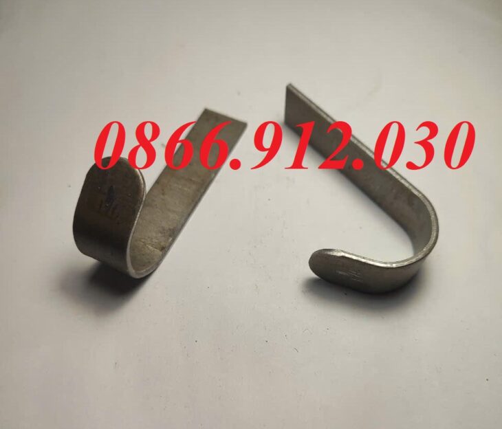 Tại sao nên sử dụng móc treo cặp học sinh trong thiết kế bàn học sinh