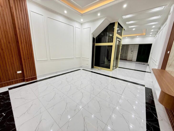 19,7 tỷ. Phân lô 65m*5 tầng*5mMT phố Lê Trong Tấn; ngõ ô tô #Thang