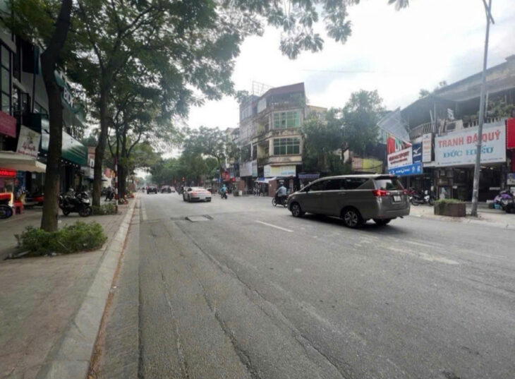 BÁN NHÀ MP PHỐ NGUYỄN THÁI HỌC SIÊU KD 218M, MT 6.8M,2 TẦNG GIÁ 110 TỶ 0889127186