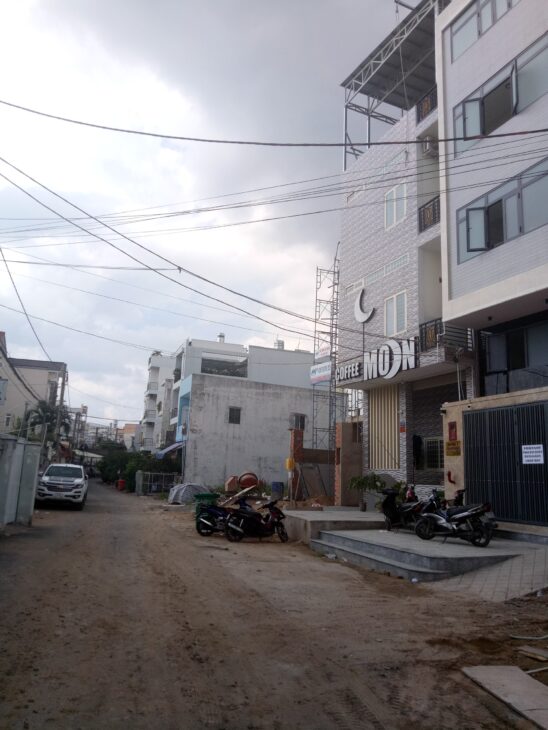 CĂN HỘ DỊCH VỤ 33 PHÒNG,THU NHẬP 95TR/TH, DT SÀN TỚI 900M2 PHÒNG ĐẦY ĐỦ NỘI THÁT.