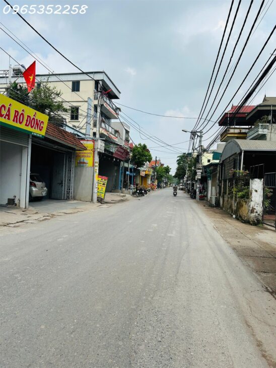 Tôi Chủ B.án Miếng Đất Đường Hai Ô tô Tránh Gần Phố – Thanh Trì – Diện Tích 57.6m – Mặt Tiền Rộng