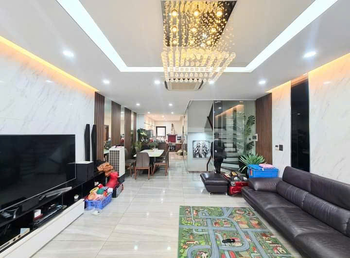 Mặt phố Trịnh Văn Bô, 116m2 – 5T, vỉa hè rộng, Kinh doanh đỉnh, giá 28.2 tỷ