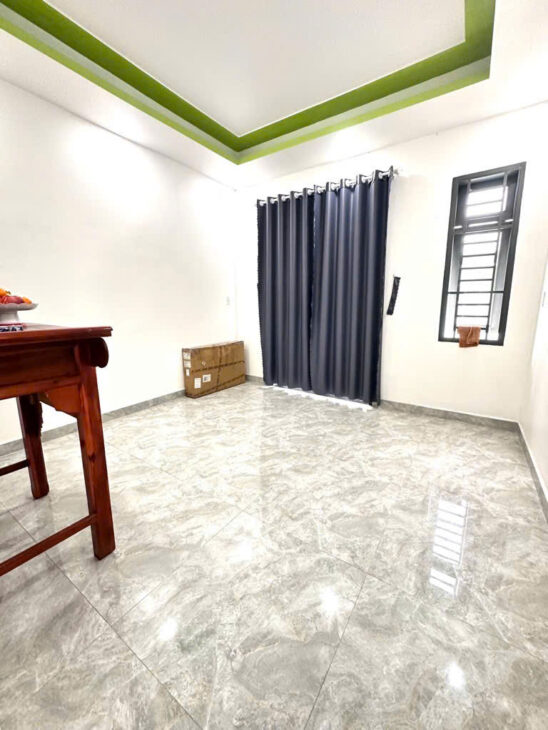 ????Bán Nhà 4 Tầng gần đường Hà Huy Giáp, Ngã tư Ga,THẠNH LỘC Q12.dt 56m2 (4mx14) hẻm ô tô???? 5,3tỷ.