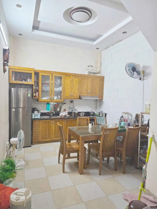 Bán nhà Khương Đình 48m xây dựng 5 tầng kiên cố, ba gác đỗ cửa giá 7,8 tỷ
