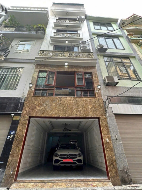 Bán nhà phố Vũ Xuân Thiều – Sài Đồng, Long Biên Nhà 7 tầng thang máy, full nội thất, ô tô tránh –