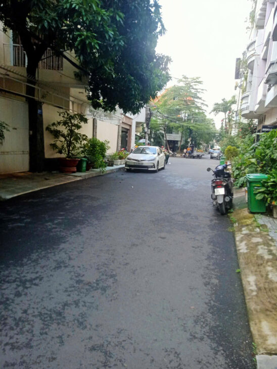 Bán nhà trên đường Lê Đức Thọ, P.16, 100m giá chỉ 7 tỷ, hẻm thông.