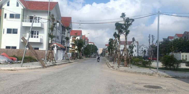 Liền kề Cienco5 – 75m2 Đất -MT5m, vỉa hè KD, ô tô tránh, giá 10.28 tỷ