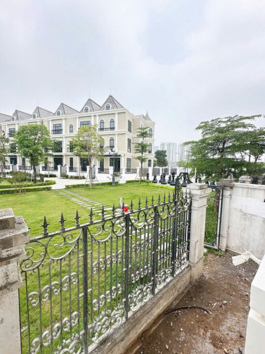 Bán biệt thự Ciputra khu K vị trí đẹp nhất, diện tích 370m², 2 mặt tiền thoáng