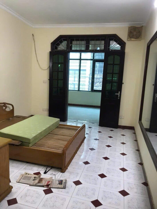 VỊ TRÍ VÀNG – Nhà Vương Thừa Vũ phân lô sát phố 90 sổ đỏ, ô tô tránh 25,5 tỷ