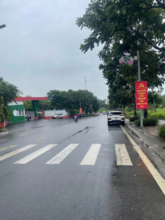 BÁN ĐẤT BÁT KHỐI – NGÕ TO Ô TÔ TRÁNH – 93M2 – MẶT TIỀN 4,8M – GIÁ CHỈ 16,5 TỶ