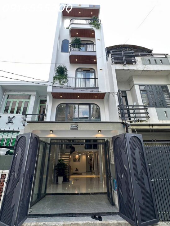 Siêu phẩm căn nhà phố full nội thất trệt lửng 3 lầu ngay Phan Huy Ích, P15, Tân Bình