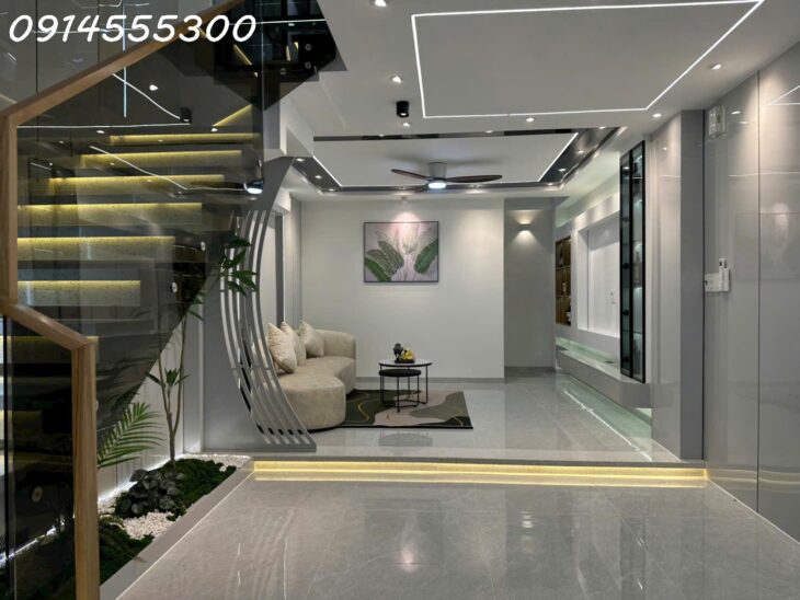 Siêu phẩm căn nhà phố full nội thất trệt lửng 3 lầu ngay Phan Huy Ích, P15, Tân Bình