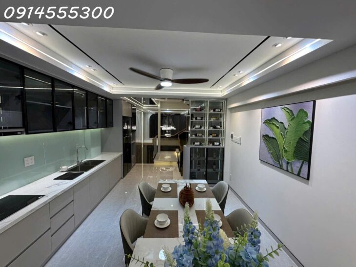 Siêu phẩm căn nhà phố full nội thất trệt lửng 3 lầu ngay Phan Huy Ích, P15, Tân Bình