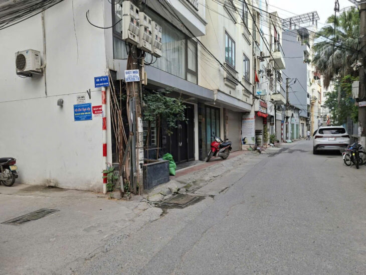 LONG BIÊN – LÔ GÓC 2 MẶT NGÕ – NGÕ RỘNG HƠN 3M Ô TÔ VÀO – GIÁ ĐẦU TƯ