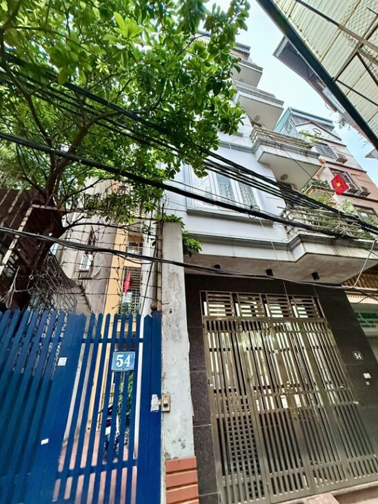 NHÀ ĐẸP – GIÁ TỐT – CHÍNH CHỦ CẦN BÁN Căn Nhà 5 Tầng Xây Kiên Cố Chắc Chắn Kinh Doanh.