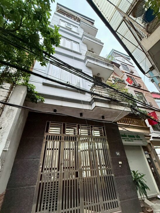 NHÀ ĐẸP – GIÁ TỐT – CHÍNH CHỦ CẦN BÁN Căn Nhà 5 Tầng Xây Kiên Cố Chắc Chắn Kinh Doanh.