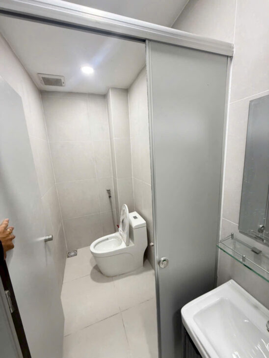 THUÊ NHÀ NGUYÊN CĂN TÂN BÌNH- LÝ THƯỜNG KIỆT – 4 PHÒNG NGỦ – CHỈ 16 TRIỆU. SANG: 0777826387