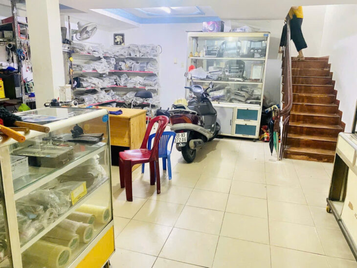 Bán nhà mặt tiền Tân Phước Q10, 5 tầng, 240m2 DTSD ngang 6m, dòng tiền 300tr/năm, giá 19 tỷ TL