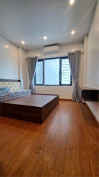 BÁN NHÀ NGÕ 61 PHỐ TRẠM – DIỆN TÍCH 39.8M² – MẶT TIỀN 4.5M – 4 TẦNG – GIÁ 8.85 TỶ