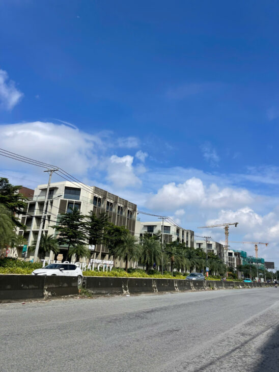 Nhà 3 tầng, 1 xẹt gần Đỗ Xuân Hợp, Phước Long B (Q9 cũ) ngang 5m, đất gần 100m nhỉnh 7 tỷ