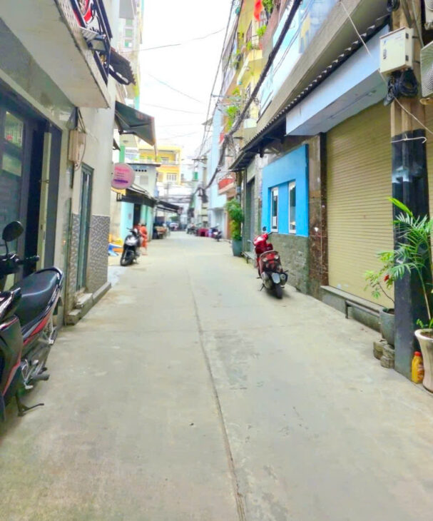4 TỶ 350- BÁN NHÀ CMT8 QUẬN 10 – XE HƠI TỚI TẬN CỬA – DÒNG TIỀN HƠN 200 TRIỆU.VŨ 0933910039
