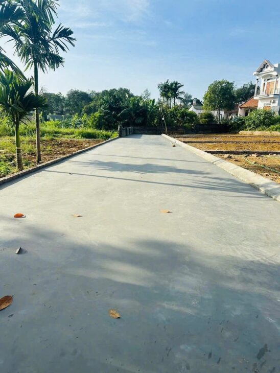 ĐẤT ĐẸP – GIÁ TỐT – CHÍNH CHỦ Cần Bán 3 Lô Đất Vị Trí Đắc Địa Thuộc TT xã Phú Cát, Quốc Oai, Hà Nội