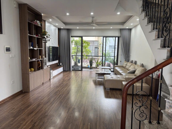 Kinh doanh đỉnh, V.hè ô tô DT 51,5m2-5T, Trịnh Văn Bô KD Vân Canh, giá 12.5 tỷ