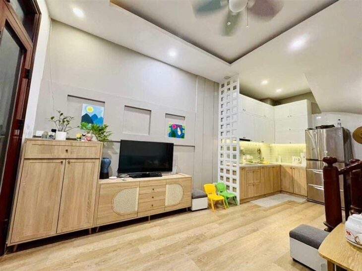 TRẦN CUNG DT 37M-7,4 TỶ NGÕ BA GÁC,1 NGOẶT VÀO NHÀ,DÂN XÂY CHẮC CHẮN