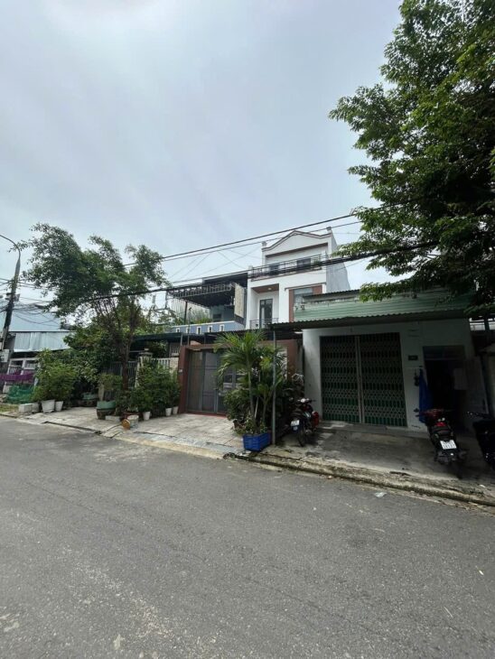 LÔ ĐẤT VỊ TRÍ ĐẸP- GIÁ TỐT CẦN BÁN NHANH LÔ ĐẤT tặng dãy trọ có gác đúc tại quận Cẩm Lệ, TP Đà Nẵng