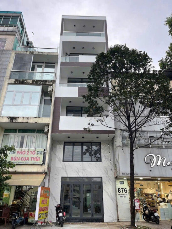 📣 Tân Phú – Mặt Tiền Kinh Doanh Đỉnh – Dòng Tiền Gần 400 Triệu / Tháng – DTSD 2622 M2 – 95 Tỷ