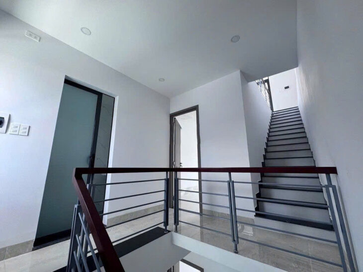 📣 Tân Phú – Mặt Tiền Kinh Doanh Đỉnh – Dòng Tiền Gần 400 Triệu / Tháng – DTSD 2622 M2 – 95 Tỷ