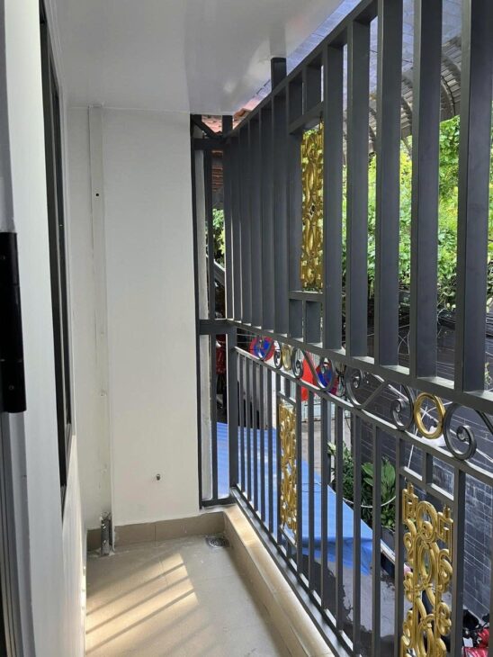 Cho thuê nhà xinh xắn 2 tầng Cao Thắng, Q3: 20m2, 2PN, giá chỉ 12tr/tháng, gọi ngay 0938772167!