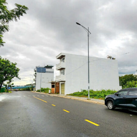 BÁN LÔ MẶT TIỀN ĐƯỜNG SỐ 13 KĐT LÊ HỒNG PHONG 2, NHA TRANG.