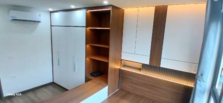 LẠC LONG QUÂN 40M 16,5 TỶ,Ô TÔ TRÁNH,VÀO NHÀ,KINH DOANH,TRƯỚC NHÀ VIEW HỒ THOÁNG VĨNH VIỄN