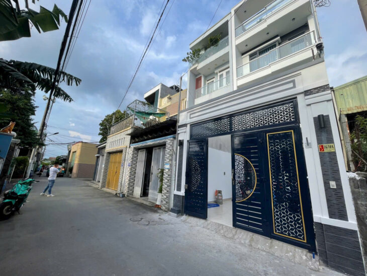 BÁN NHÀ 1 TRỆT 1 LẦU GẦN SÂN VẬN ĐỘNG ĐÔNG HÒA, TP. DĨ AN