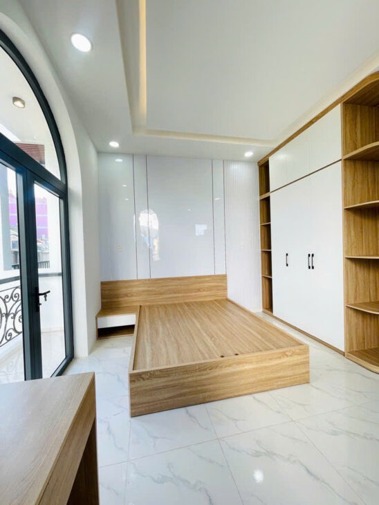 BÁN NHÀ 3 TẦNG – HẺM OTO – NGAY CẦU BÀ THE – TÔ NGỌC VÂN – Q12- SHR, Ở NGAY chỉ 5.6 TỶ