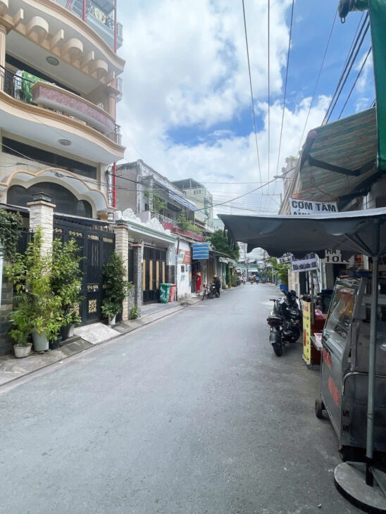 Hẻm Xe Tải 8M TRỊNH ĐÌNH TRỌNG TÂN PHÚ – Sát Q.11 – 100M2 – 3 TẦNG NHÀ ĐẸP, MỚI Ở NGAY – NHỈNH 10