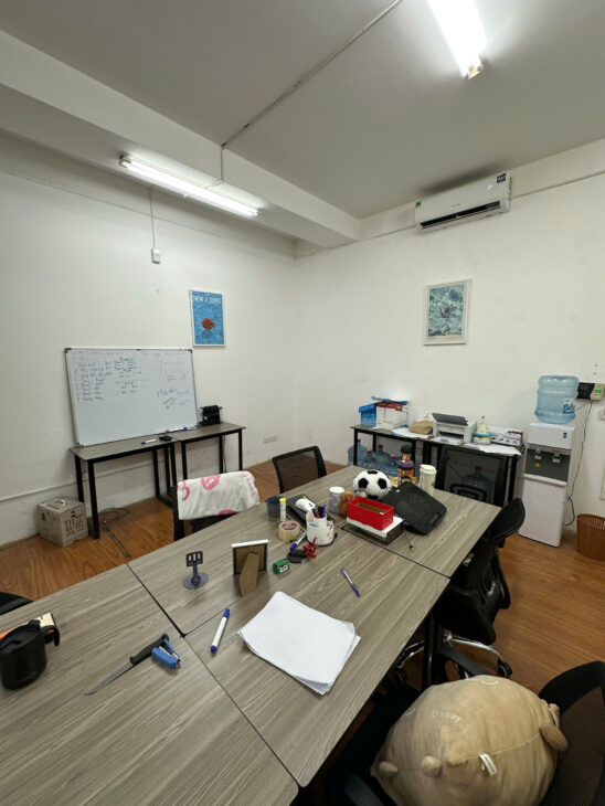 Cho thuê nhà mặt phố Hoàng Sâm, Cầu Giấy. DT 47m2 , MT 5m, 9 triệu/tháng. LH: 0916109086