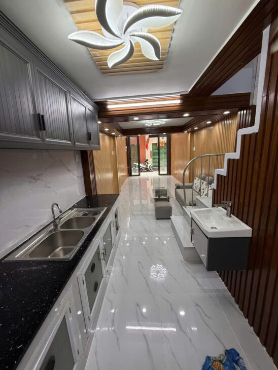 Quận 11 – Hẻm Xe Hơi 4M – Gần Mặt Tiền – 4PN – Nhà Mới – Nhỉnh 5 Tỷ