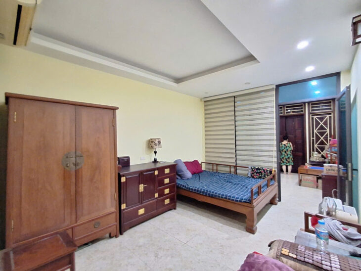 NHÀ ĐẸP WIEW hồ tai Trâu 40/64 m2 X 5 Tầng X 19.8 tỷ Long Biên- Hà Nội.